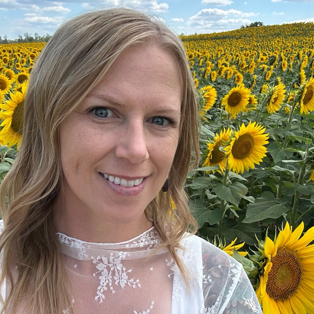 Meet your Posher, Desiree